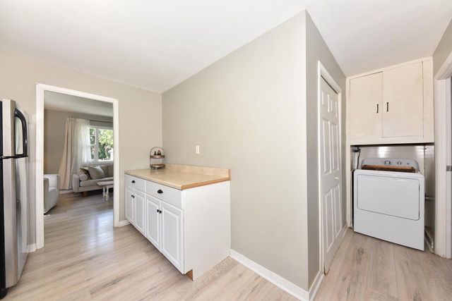 1605 Murray AVENUE, Waukesha, WI 53186
