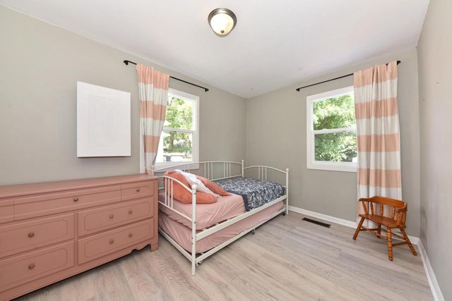 1605 Murray AVENUE, Waukesha, WI 53186