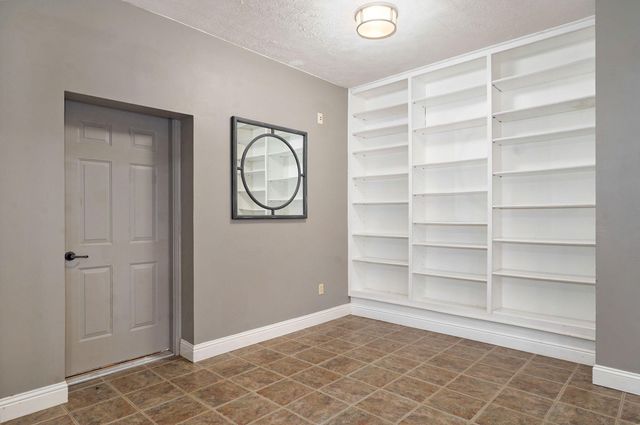 750 Rippling Creek Road, Nixa, MO 65714