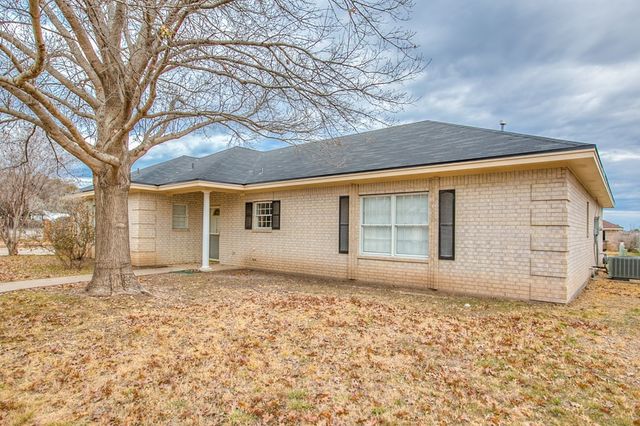 1110 Selman Court, San Angelo, TX 76905
