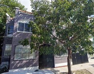 125 NW 7th Ave, Miami, FL 33128