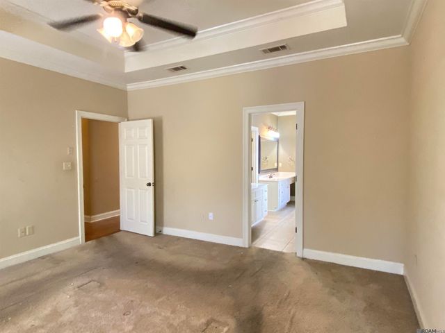 6129 Ridge Way Ave, Baton Rouge, LA 70817