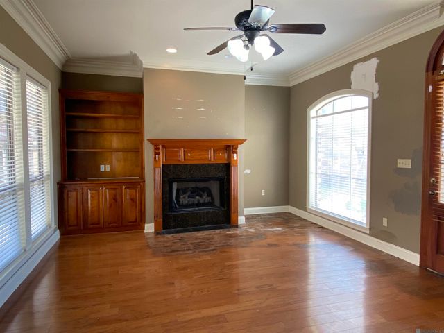 6129 Ridge Way Ave, Baton Rouge, LA 70817