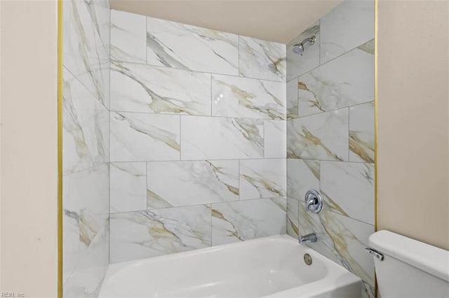 3821 Aberdeen CT, Virginia Beach, VA 23453