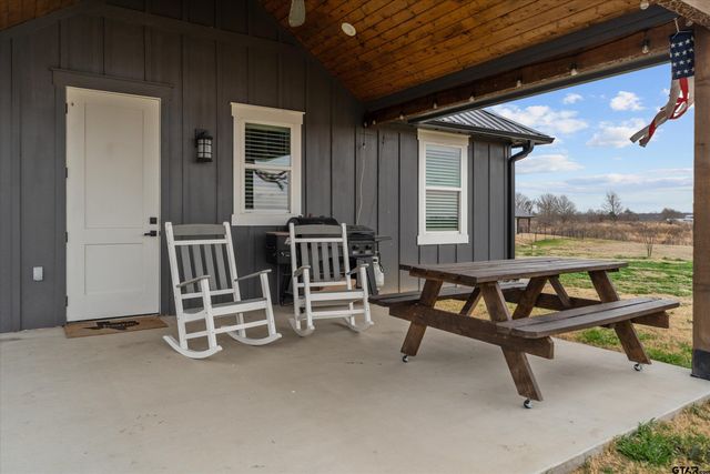 3812 FM 1995, Van, TX 75790