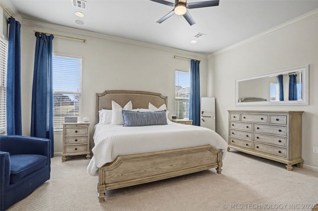 305 E Decatur Street, Broken Arrow, OK 74011