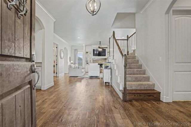 305 E Decatur Street, Broken Arrow, OK 74011