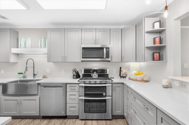 250 W Peachtree Street, Norcross, GA 30071