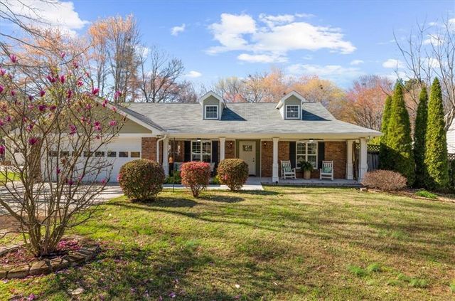 250 W Peachtree Street, Norcross, GA 30071