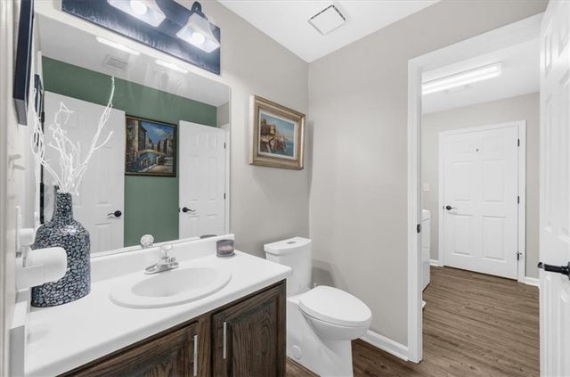 250 W Peachtree Street, Norcross, GA 30071