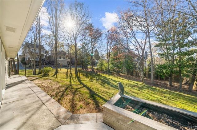 250 W Peachtree Street, Norcross, GA 30071