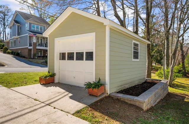 250 W Peachtree Street, Norcross, GA 30071