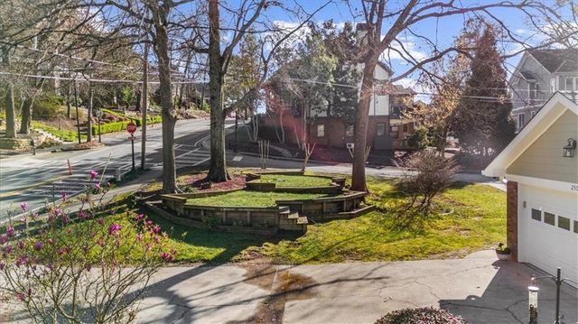 250 W Peachtree Street, Norcross, GA 30071