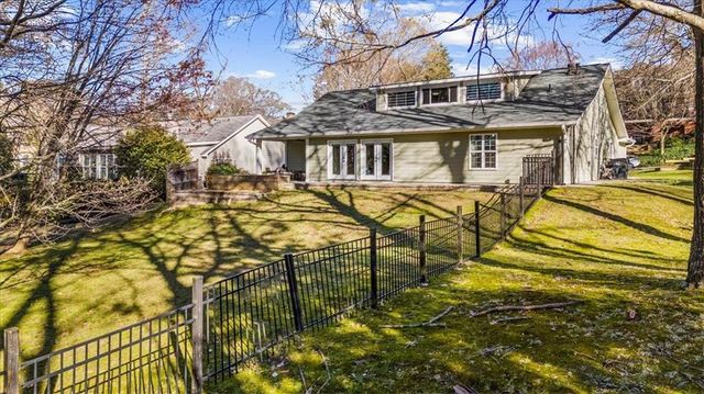 250 W Peachtree Street, Norcross, GA 30071