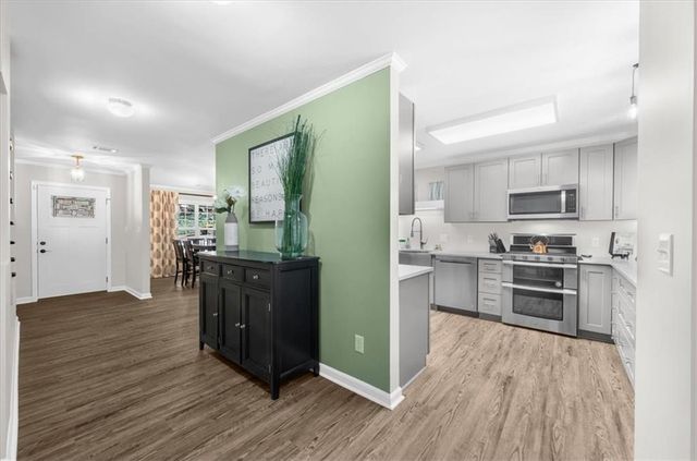 250 W Peachtree Street, Norcross, GA 30071