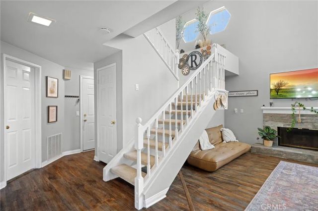 18541 Olympian Court, Canyon Country, CA 91351