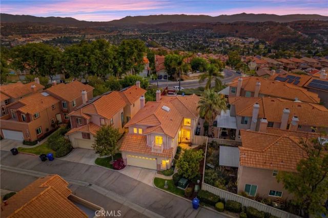 18541 Olympian Court, Canyon Country, CA 91351
