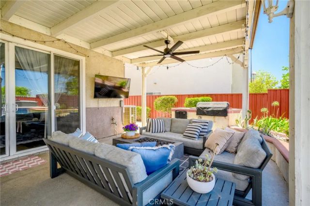 18541 Olympian Court, Canyon Country, CA 91351
