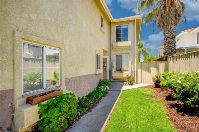 18541 Olympian Court, Canyon Country, CA 91351