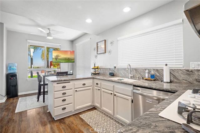 18541 Olympian Court, Canyon Country, CA 91351