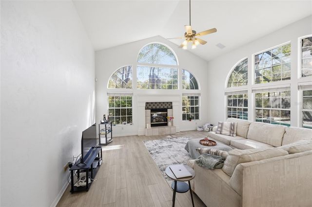 9605 SW 33RD LANE, Gainesville, FL 32608