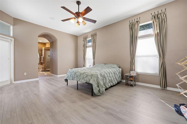 9605 SW 33RD LANE, Gainesville, FL 32608