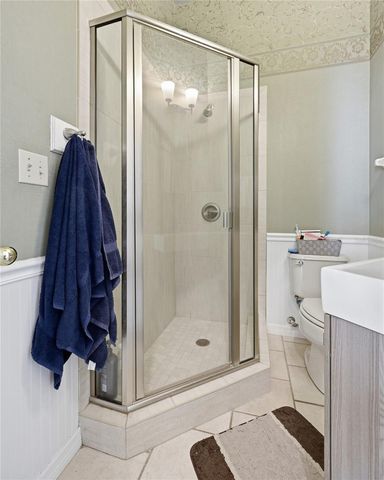 9605 SW 33RD LANE, Gainesville, FL 32608