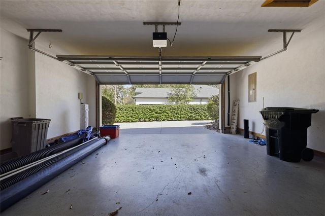 9605 SW 33RD LANE, Gainesville, FL 32608