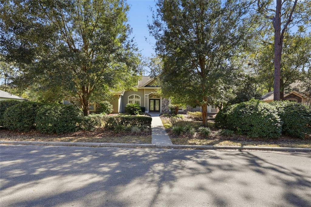 9605 SW 33RD LANE, Gainesville, FL 32608