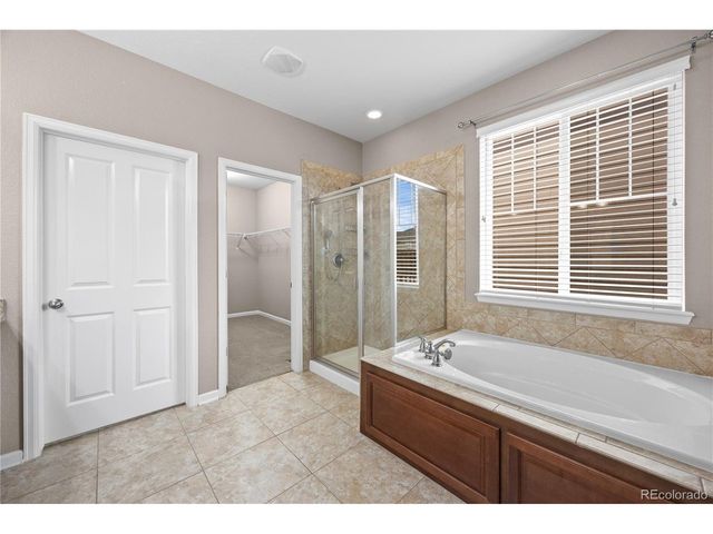 4961 S Versailles Cir, Aurora, CO 80015