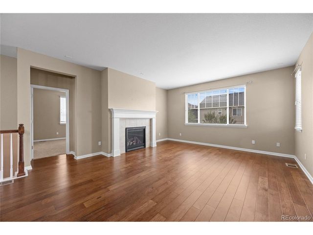 4961 S Versailles Cir, Aurora, CO 80015
