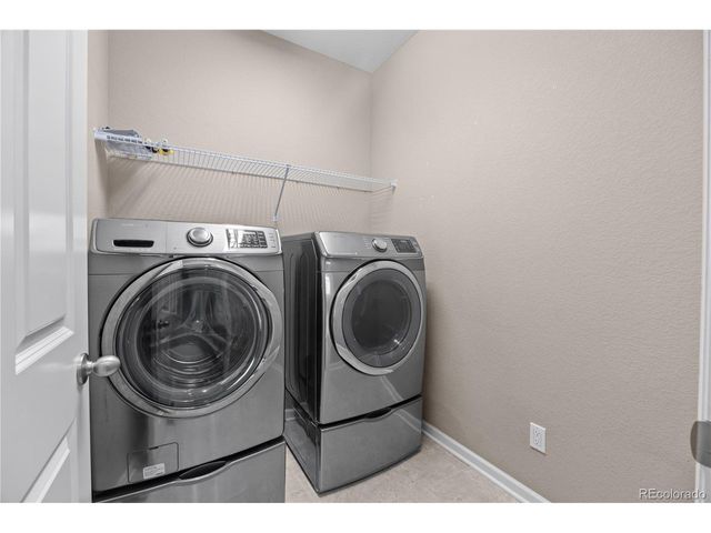 4961 S Versailles Cir, Aurora, CO 80015