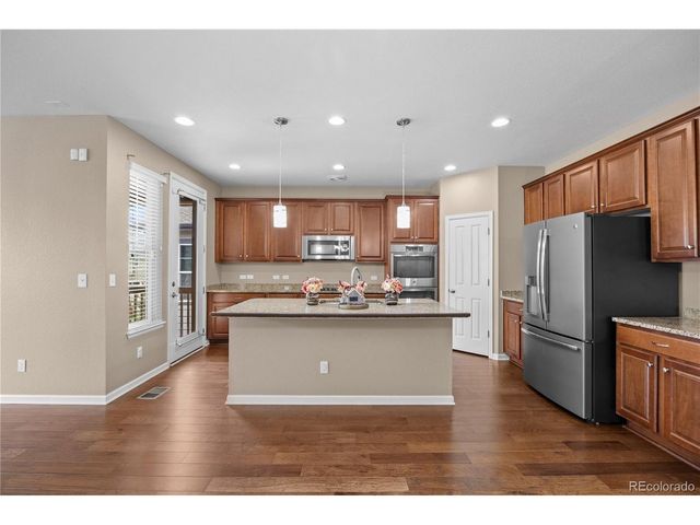 4961 S Versailles Cir, Aurora, CO 80015