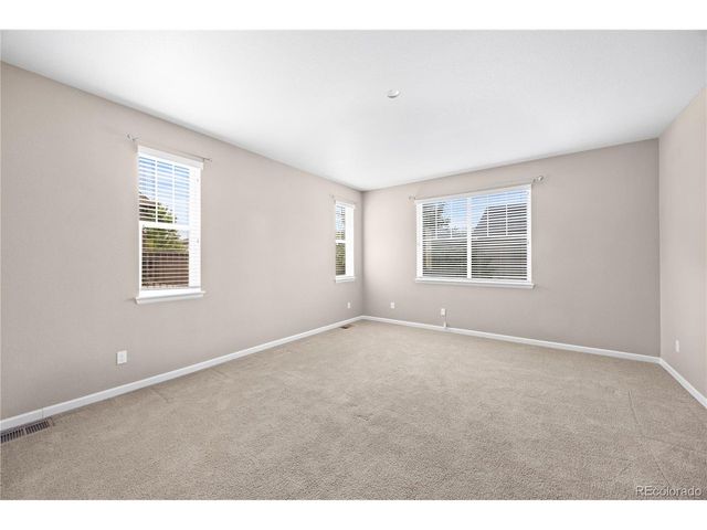 4961 S Versailles Cir, Aurora, CO 80015