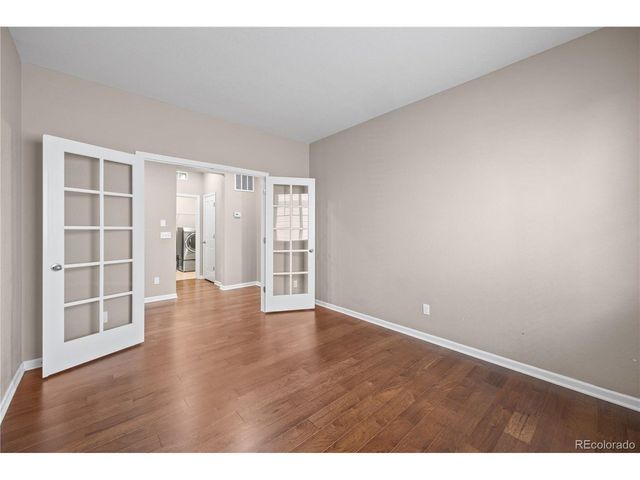 4961 S Versailles Cir, Aurora, CO 80015