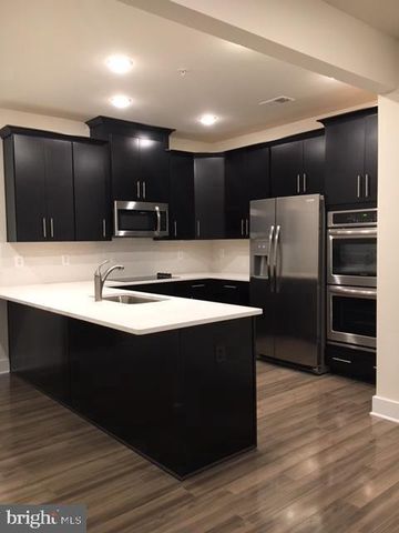 44804 TIVERTON SQ, Ashburn, VA 20147