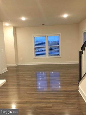 44804 TIVERTON SQ, Ashburn, VA 20147