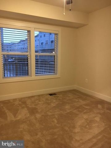 44804 TIVERTON SQ, Ashburn, VA 20147