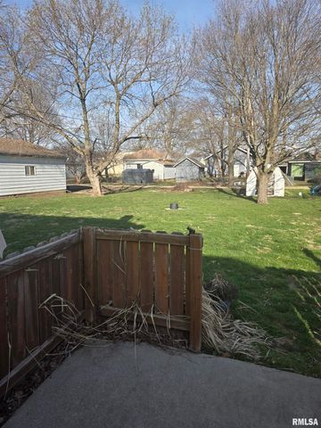 102 CORIELL Street, Green Valley, IL 61534