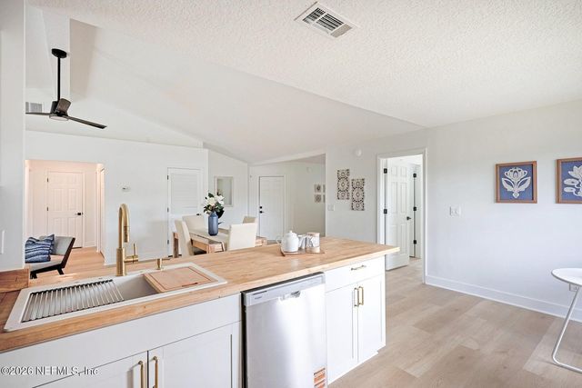 12570 LONG LAKE Court, Jacksonville, FL 32225