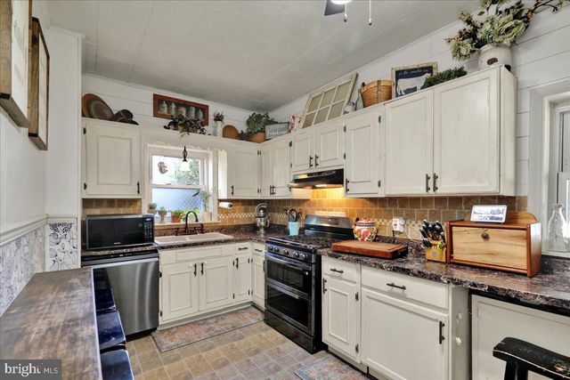 126 S SPRUCE ST, Birdsboro, PA 19508