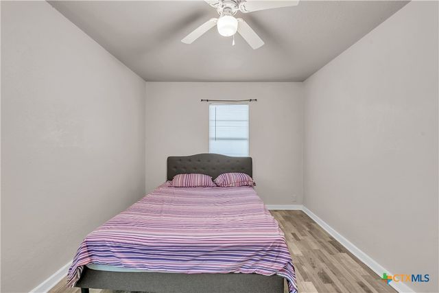 1001 W 8th Street, Cameron, TX 76520