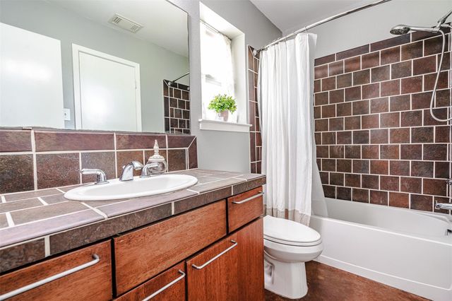 1810 Quanah Parker TRL, Austin, TX 78734