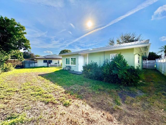 2060 ATTACHE COURT, Clearwater, FL 33764