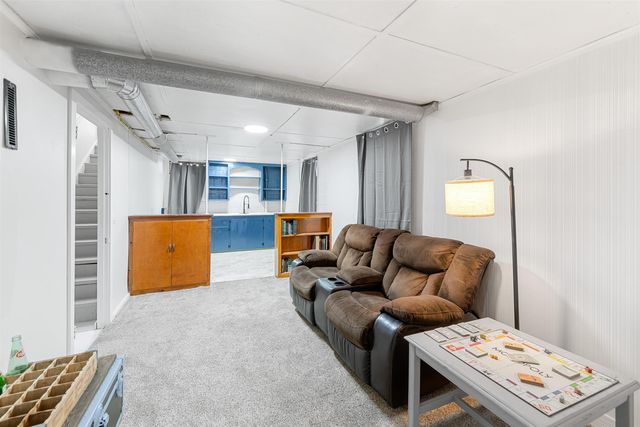 408 S 12th St, Salina, KS 67401