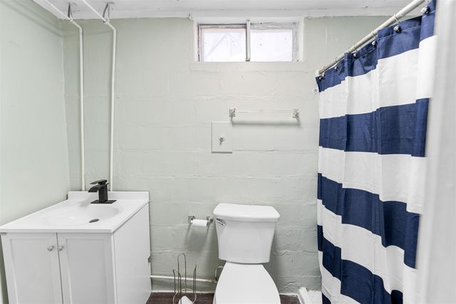 408 S 12th St, Salina, KS 67401