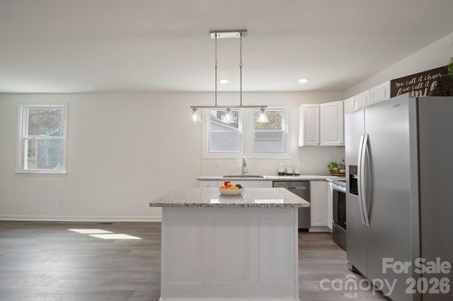 1417 N Oakwood Street, Gastonia, NC 28052