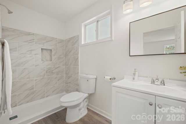 1417 N Oakwood Street, Gastonia, NC 28052