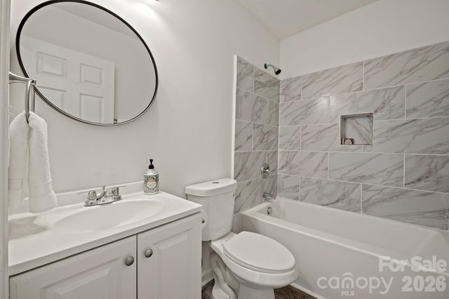 1417 N Oakwood Street, Gastonia, NC 28052