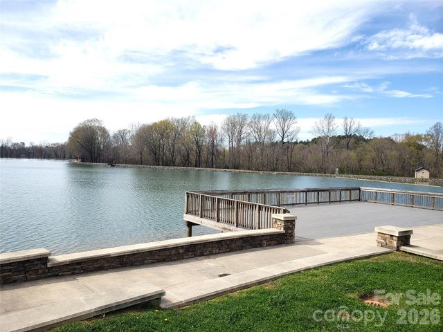 1417 N Oakwood Street, Gastonia, NC 28052